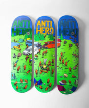 Lade das Bild in den Galerie-Viewer, Anti Hero Roached Out Pt. 2
