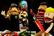 Lade das Bild in den Galerie-Viewer, Creature Fuzzy Fiends Martinez 8.6"
