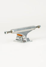 Lade das Bild in den Galerie-Viewer, Independent 144 Forged Hollow
