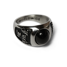 Lade das Bild in den Galerie-Viewer, Huf Onyx Signet Ring silver 9
