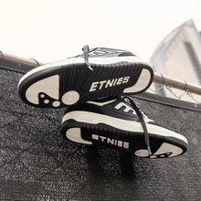 Lade das Bild in den Galerie-Viewer, Etnies Loot blk Gr. 41.5 / 8.5
