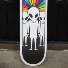 Lade das Bild in den Galerie-Viewer, Alien Workshop Spectrum Salute 8.25&quot;
