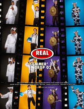 Lade das Bild in den Galerie-Viewer, Real Dress Up Series
