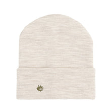 Lade das Bild in den Galerie-Viewer, Magenta Base Beanie natural
